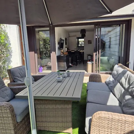 Lempicka - Jolie Maison, Jardin, Parking Prive بيت للعطل