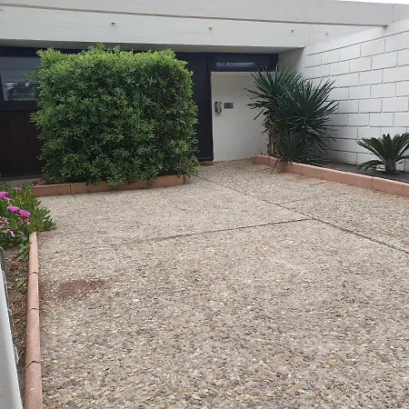 Lempicka - Jolie Maison, Jardin, Parking Prive بيت للعطل *