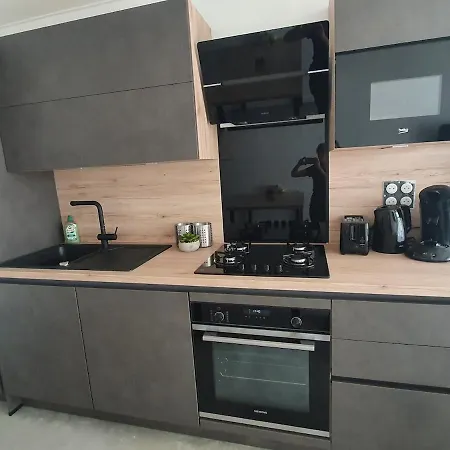 Lempicka - Jolie Maison, Jardin, Parking Prive بيت للعطل