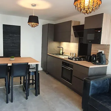 Lempicka - Jolie Maison, Jardin, Parking Prive بيت للعطل *